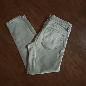Women’s  Banana Republic grey skinny jean size 28